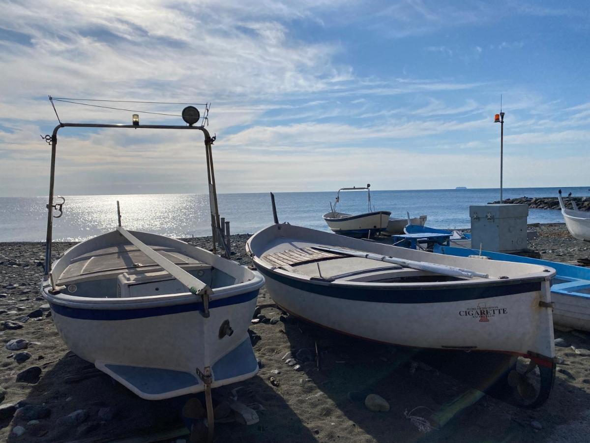 Appartamento In Zona Esclusiva A 50 Mt Dal Mare Arenzano Luaran gambar